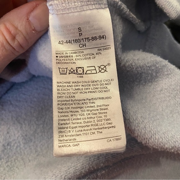 Gap women’s  blue glittery‎ sparkle pullover sweatshirt in size small - Picture 9 of 9